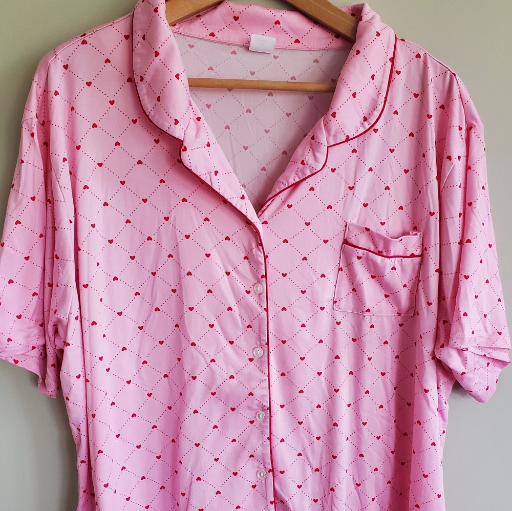 NWOT Hanes Short Sleeve Short Pajamas Hearts Size 2X Super Soft Pink Red